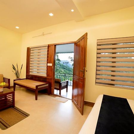 Golden Fern Resort Kanthalloor Exterior foto