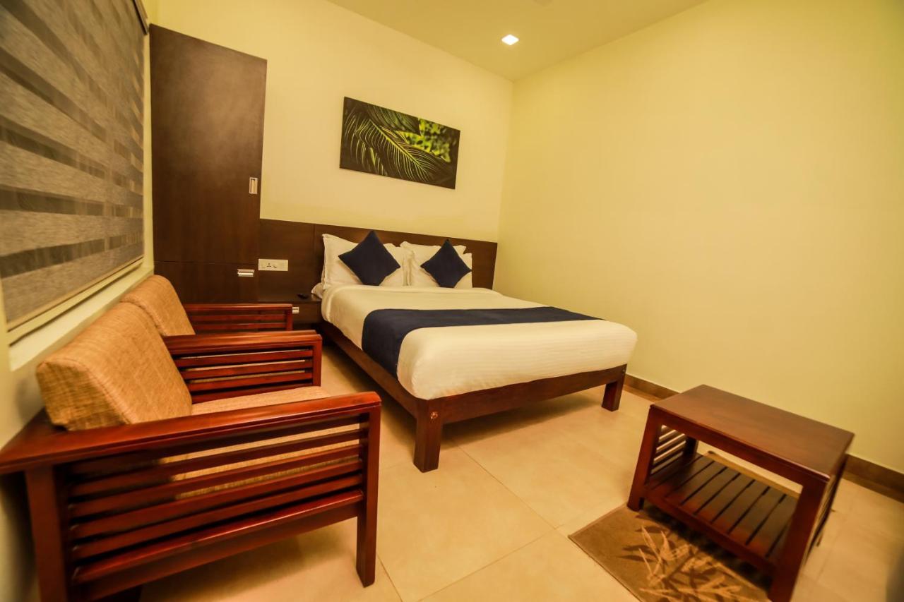 Golden Fern Resort Kanthalloor Exterior foto
