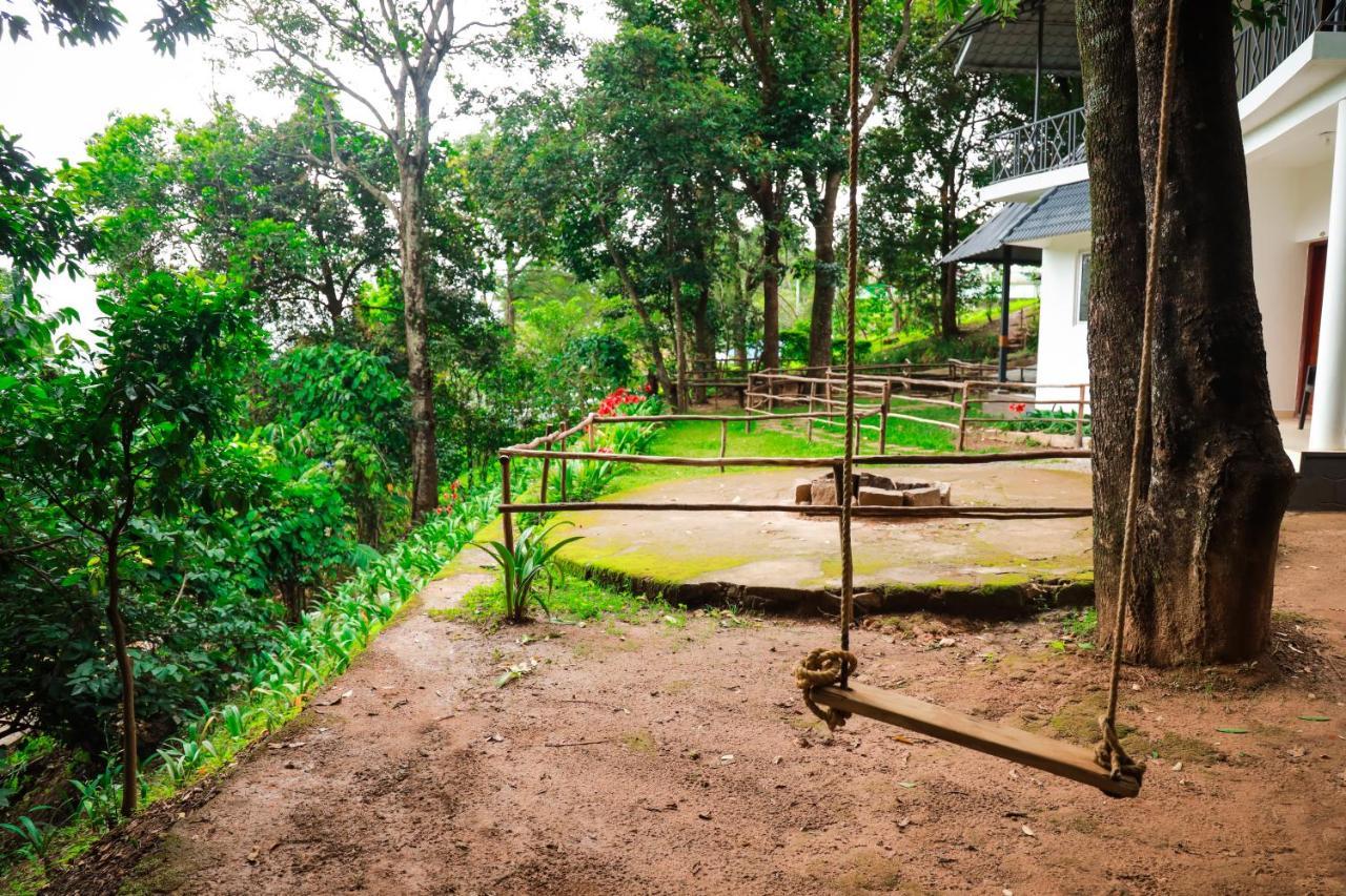 Golden Fern Resort Kanthalloor Exterior foto