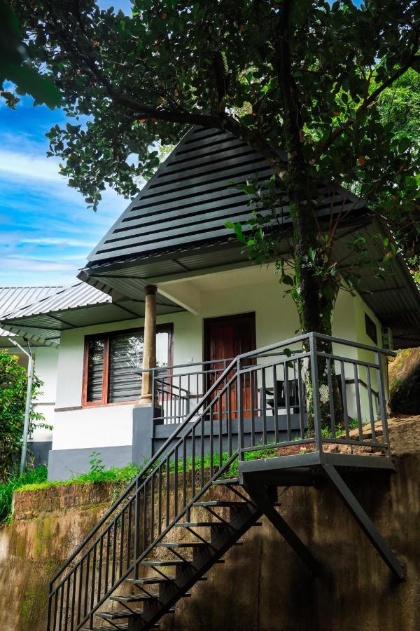 Golden Fern Resort Kanthalloor Exterior foto
