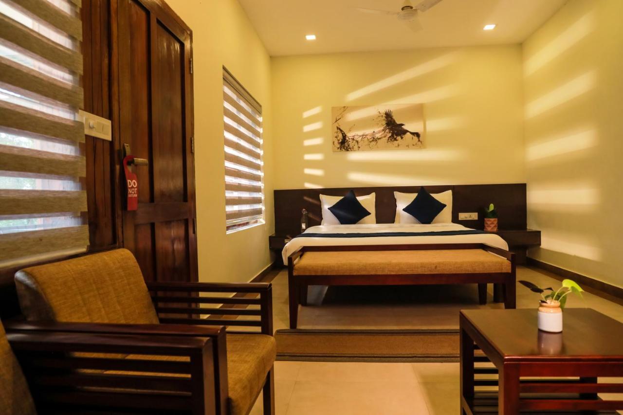 Golden Fern Resort Kanthalloor Exterior foto
